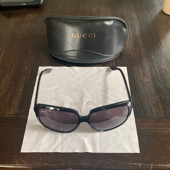 Gucci Large Square Women’s Sunglasses - Picture 2 of 6